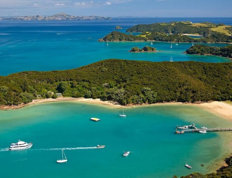 Unspoilt scenery with over 140 Islands